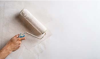 GLETTELÉS, FESTÉS, TAPÉTÁZÁS